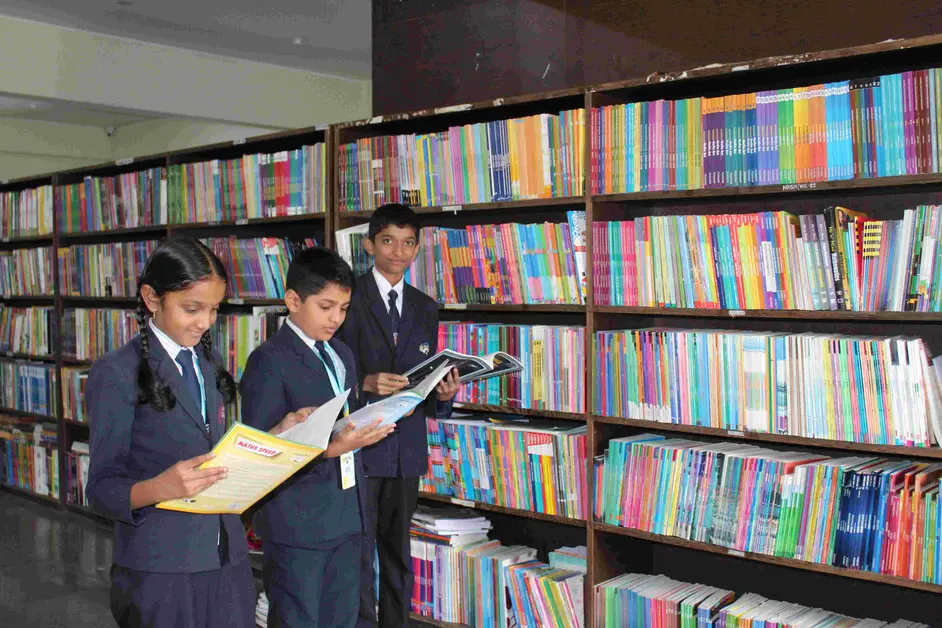 Dedicated Faculty at HKS